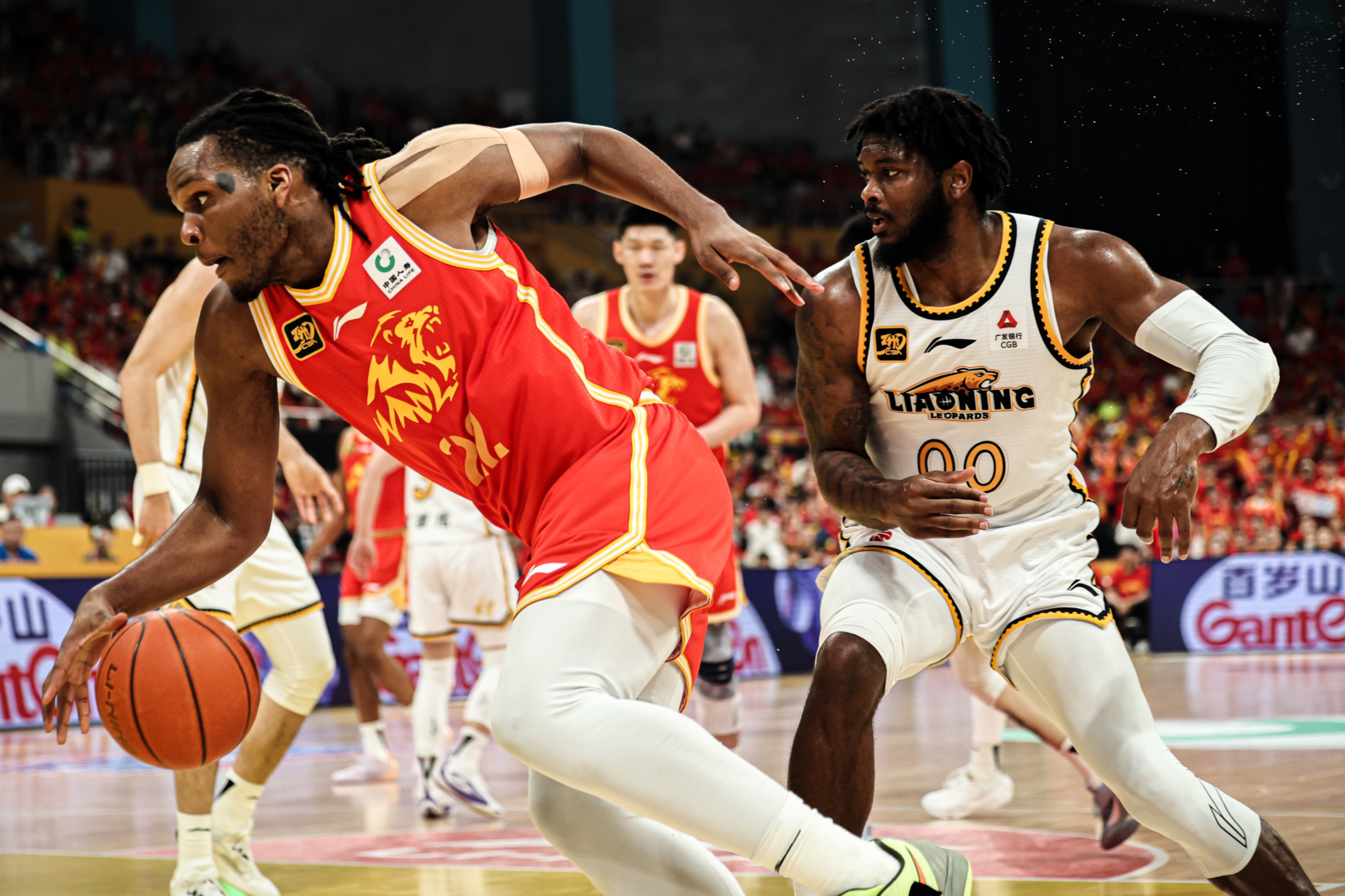 爱游戏棋牌 -2024浙江广厦男篮外援最新消息